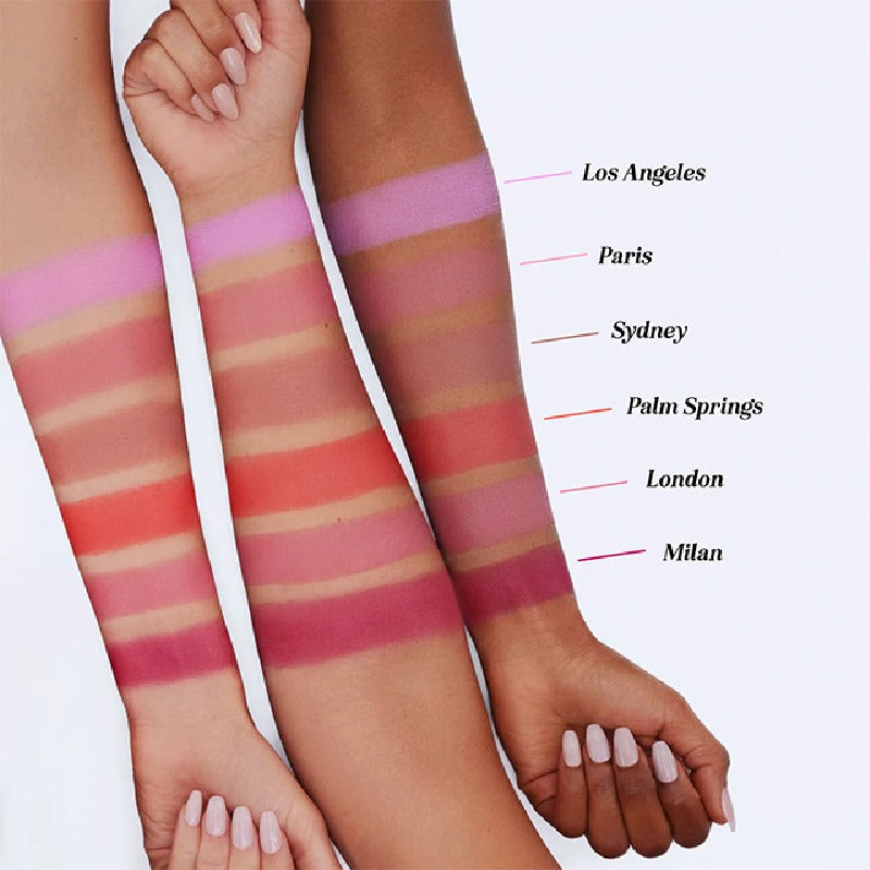 Mini Oval Blush to Brighten the Face, Smudge Highlights, Contour, Light and Fit, Low Saturation